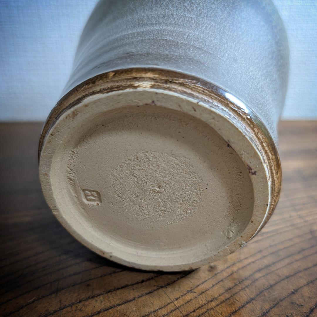 民藝　モダニズム 鉄釉花生　在銘 モダン　花器　花瓶　フラワーベース