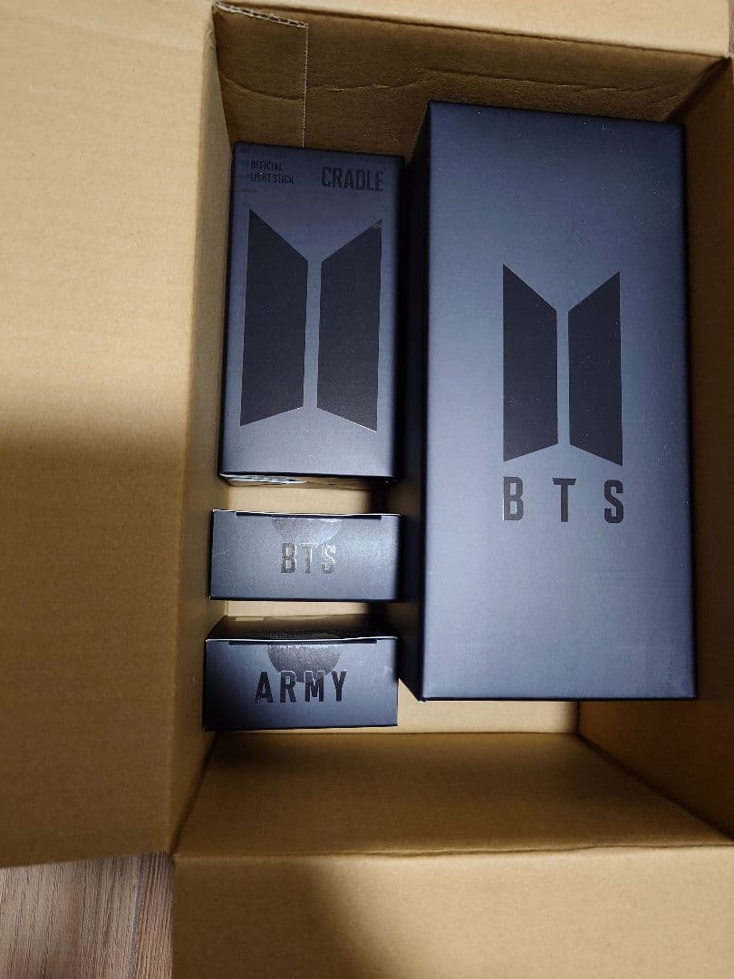 BTS ペンライト 　公式　アミボム