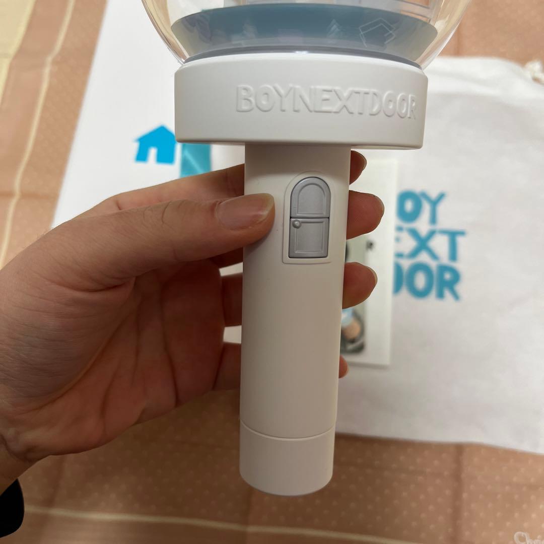 BOYNEXTDOOR ペンライト ストラップ付き