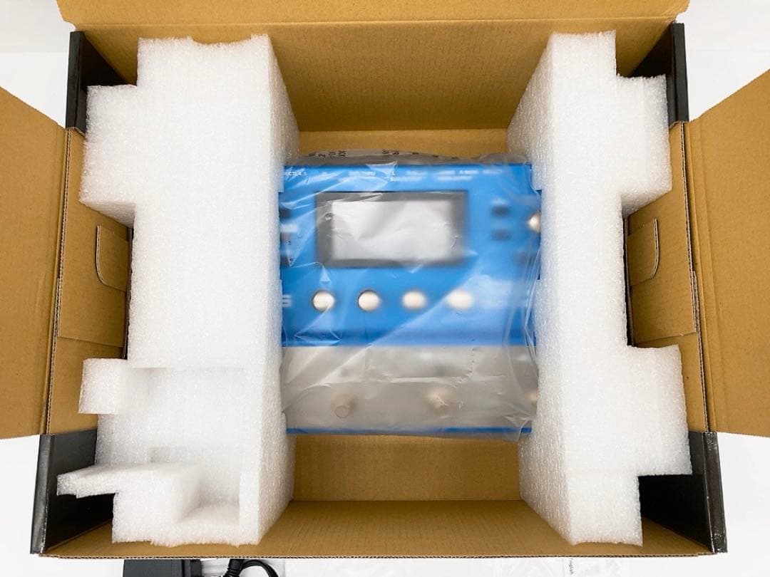 BOSS SY-300　ギターシンセサイザー　未使用品