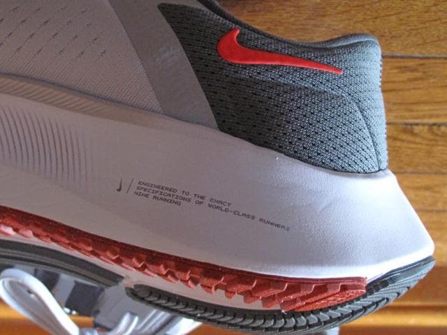Nike Air Zoom Pegasus ランニングシューズ