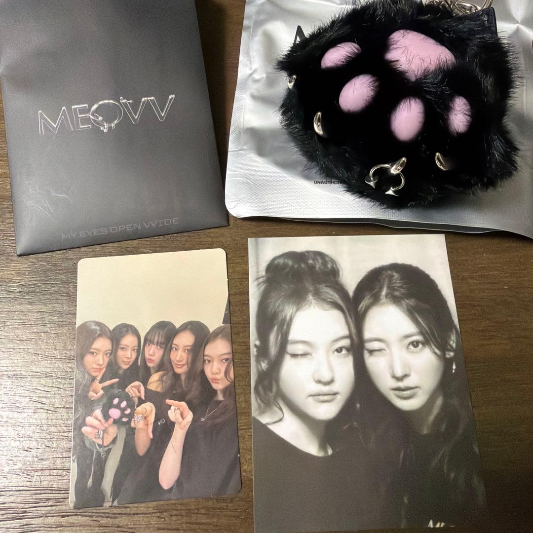 MEOVV jerry paw キーリング　シークレット