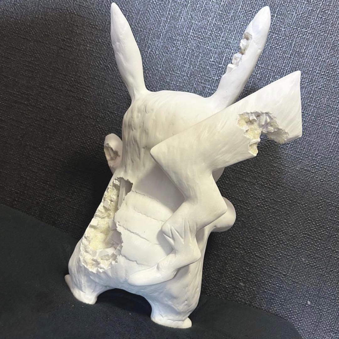 Daniel Arsham Pokémon 世界500個限定　ホワイト ポケモン