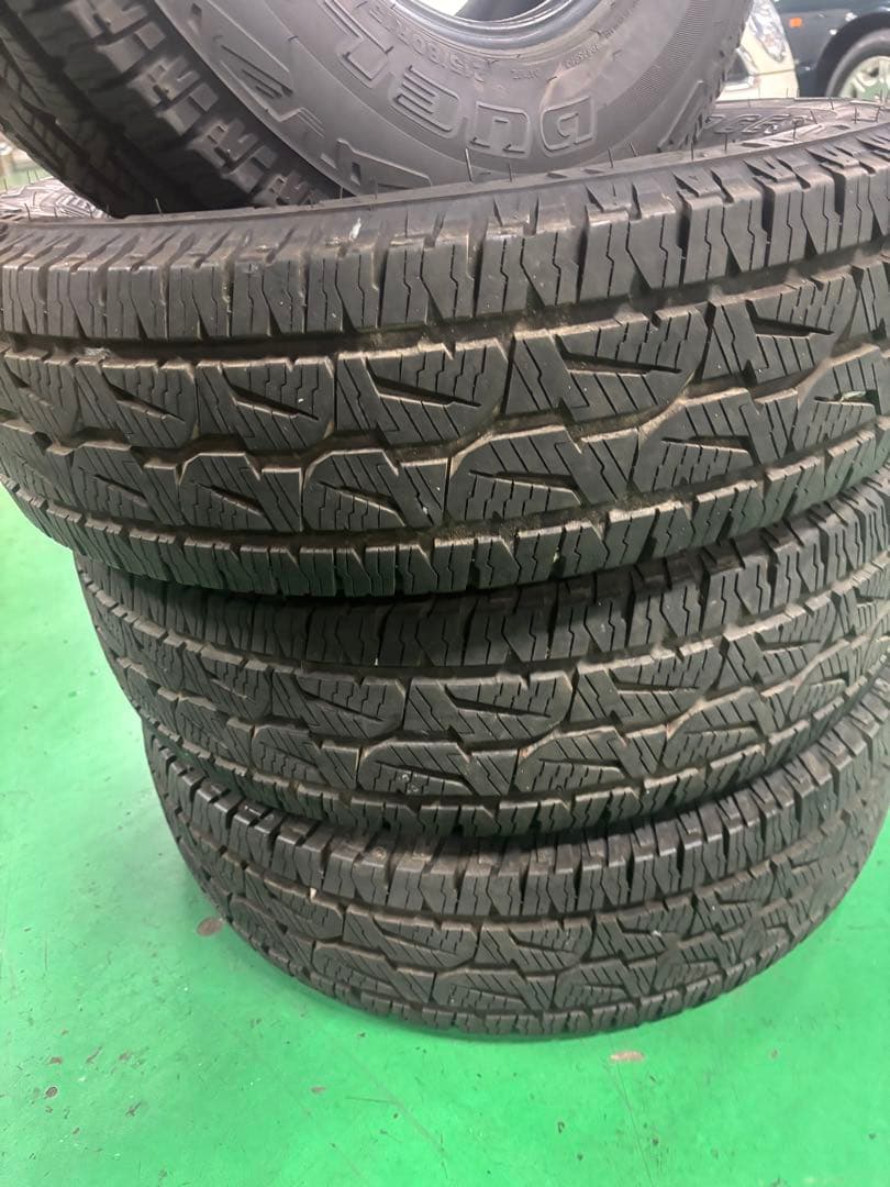 215-80-15 BS デューラーA/T SUV 4本