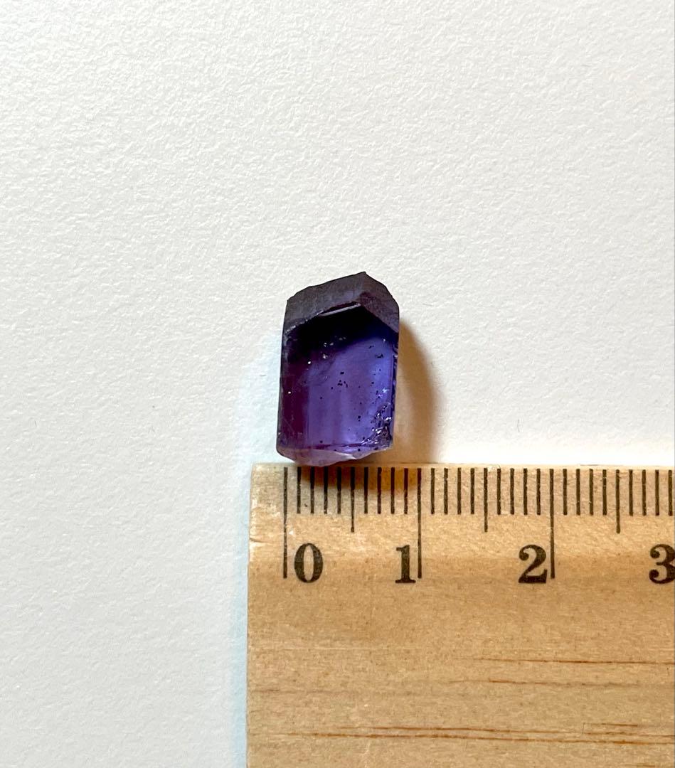鉱物標本　Tanzanite タンザナイト　非加熱　タンザニア産