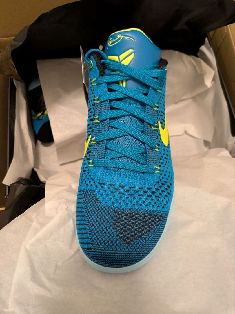 コービー9エリートLOW プロトロ Neo Turquoise and Volt