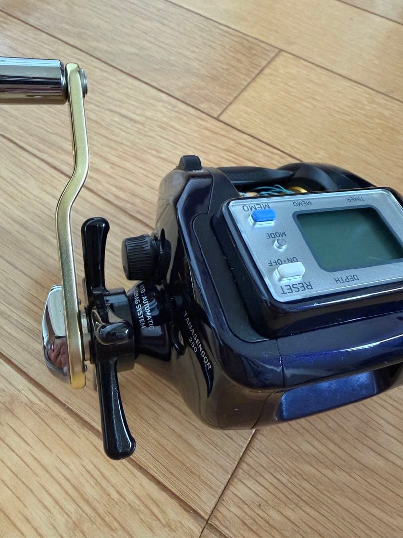 リール Daiwa TANASENSOR250