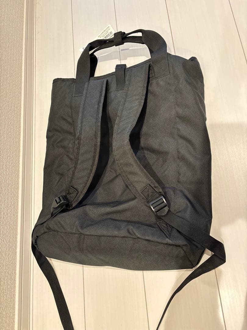 ATHLETA ブラック バックパック　新品・未使用リュック