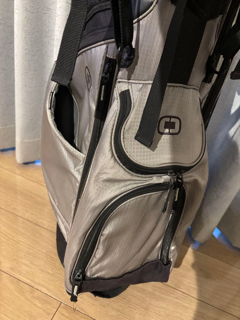 OGIO キャディバッグ シルバー/ブラック　※キャディバッグのみ　軽量