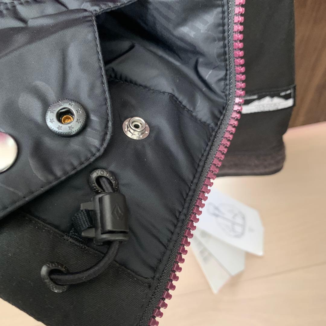 VOLCOMオオカミグラフィック ジャケット アウター　XSサイズ　タグ付未使用
