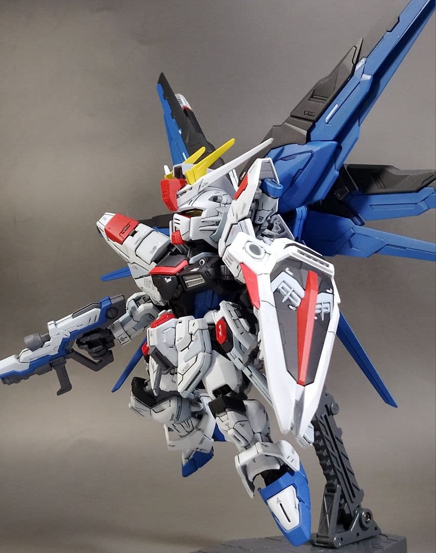 MGSD フリーダムガンダム 改修 全塗装 完成品 キラ・ヤマト