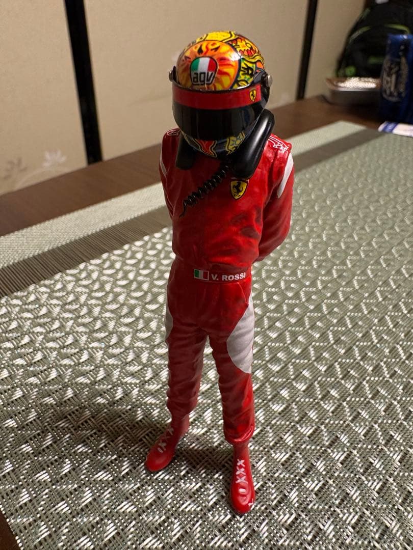 フェラーリ バレンティーノ・ロッシ フィギュア