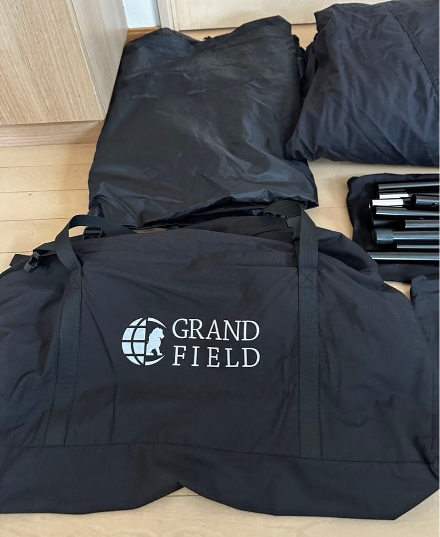 GRAND FIELD 拡張式パップテント「クロノス」無骨テント　ブラックテント