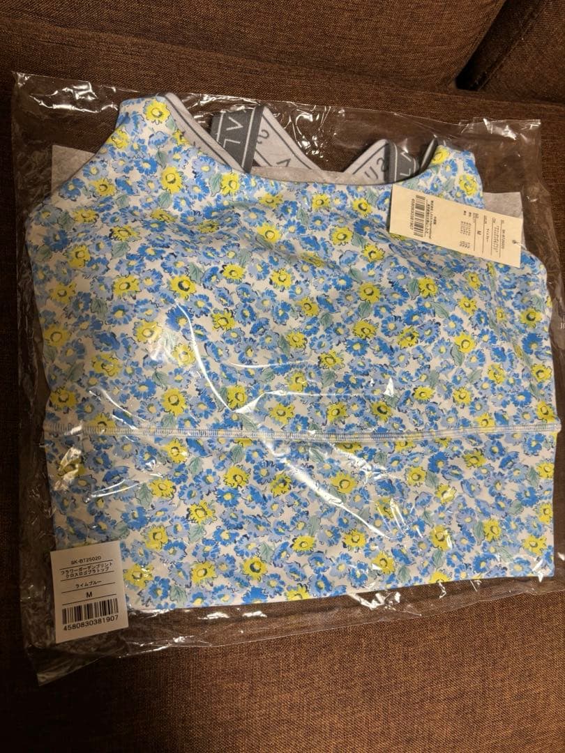 新品Mサイズ【SUKALA】フラワーガーデンプリントブラトップ