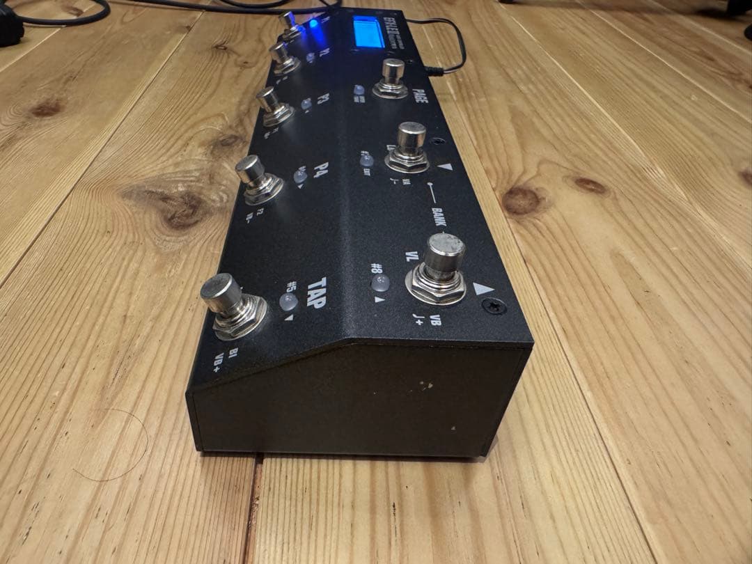 MusicomLAB EFX-LEII MIDIループスイッチャー