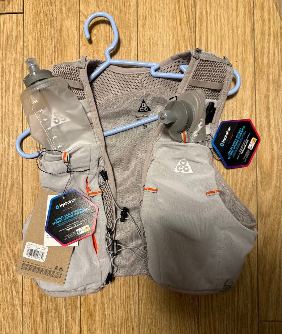 ウォーキング・ランニングウェア NikeACG Goat 5L Hydration Pack 2 x 500ml