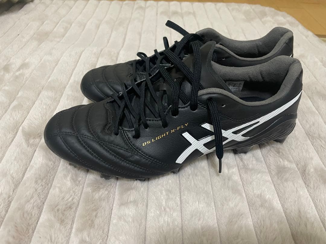 ASICS DS LIGHT X-FLY サッカーシューズ