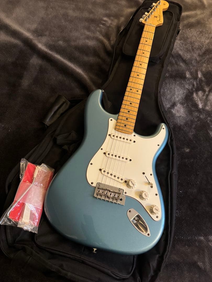 ギター 75th fender player stratocaster tidepool