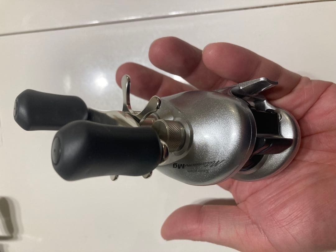 シマノ スコーピオン メタニウムMg RH420　美品