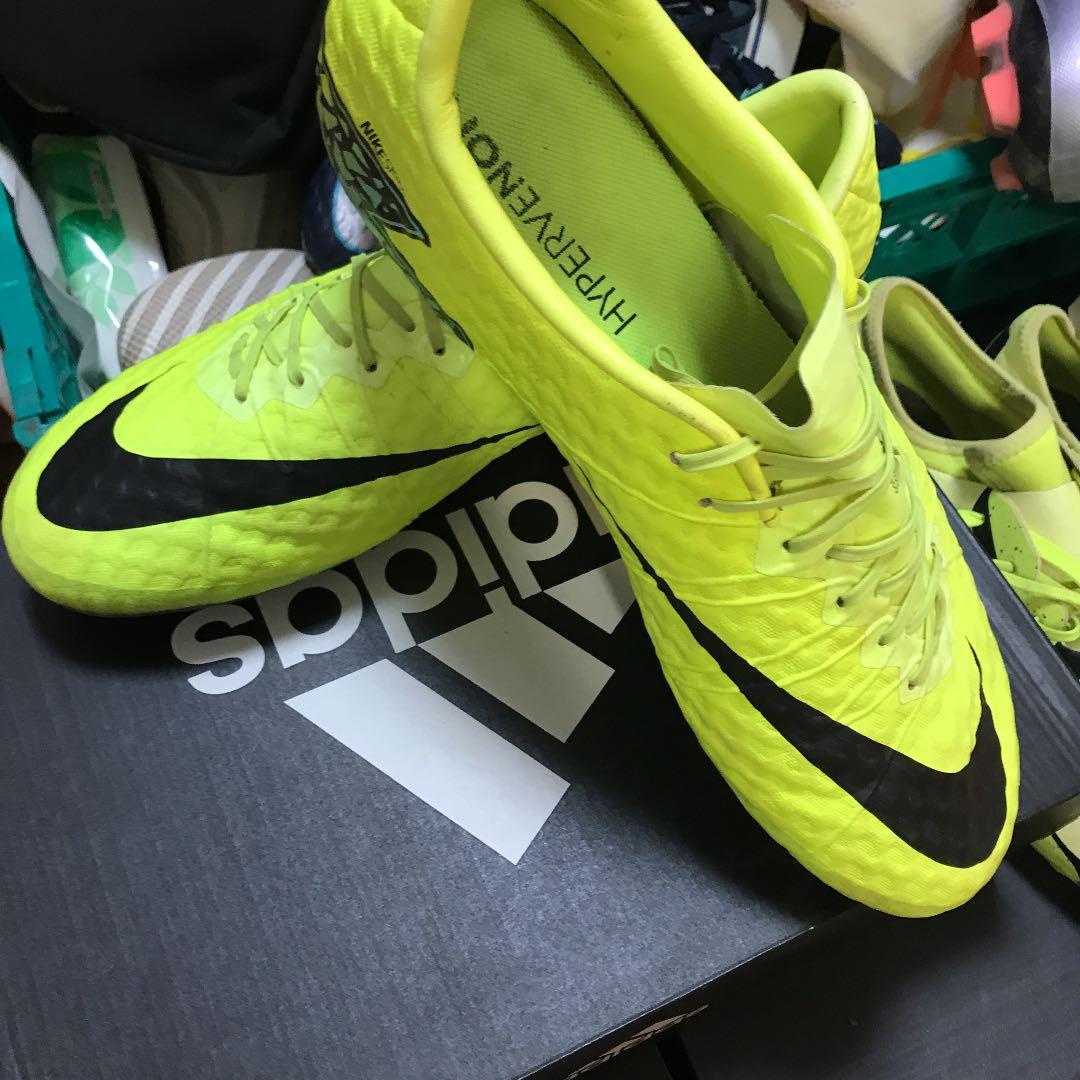 サッカースパイク ナイキ 28 ハイパーヴェノム