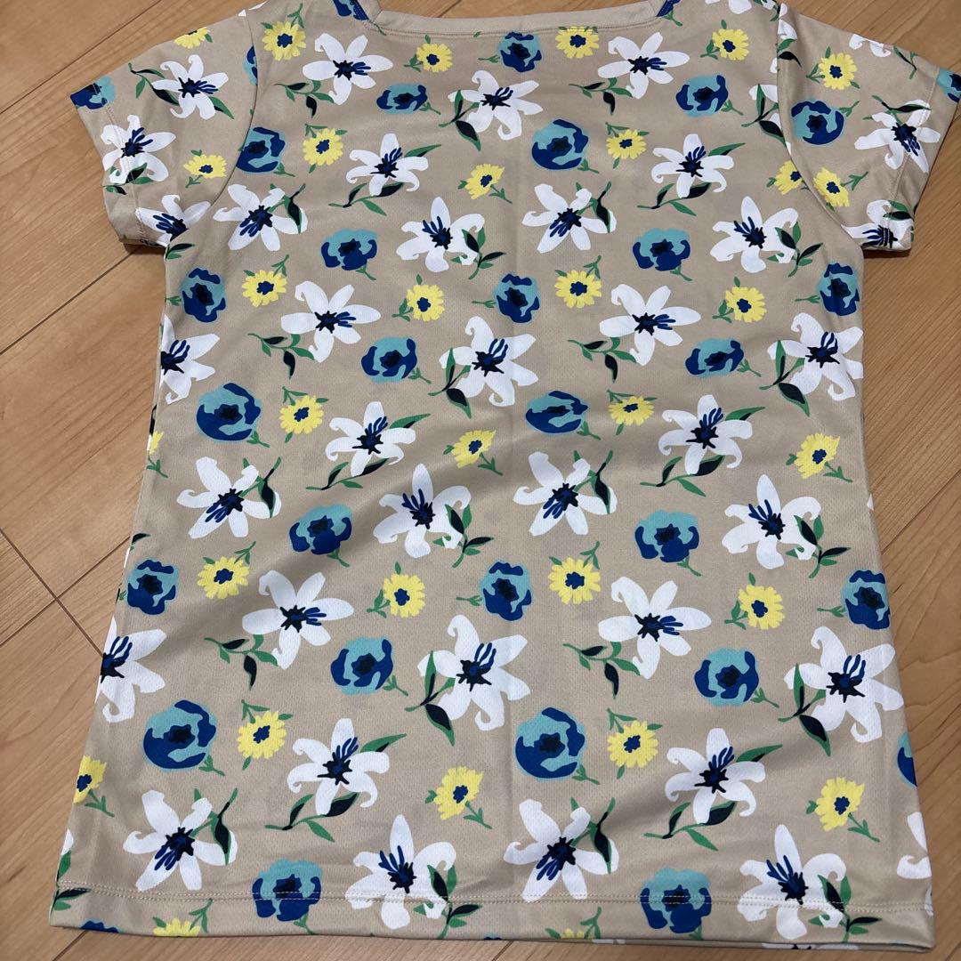新品未使用タグ付き‼️バボラ　上下セット　花柄　ベージュ　テニス　ボール　フラワー