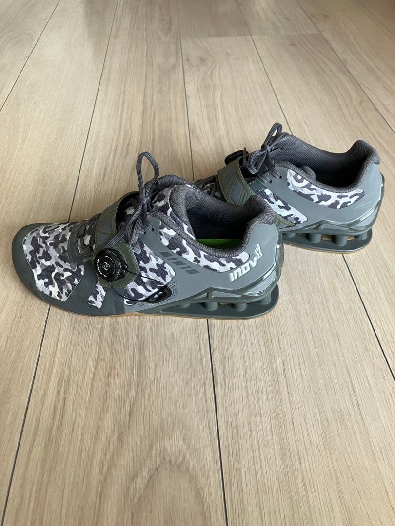 inov8 イノベイト　イノヴェイト　リフティングシューズ