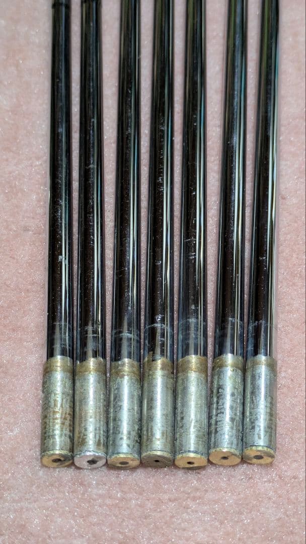 cobraグリップ付き　KBS TOUR90(R) 7本