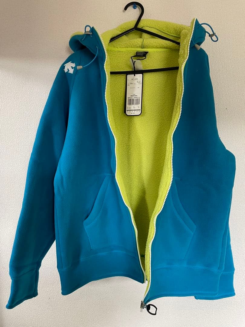 ▪️【送料込み】フリースパーカー（青）（DESCENTE）【値下げ交渉可】