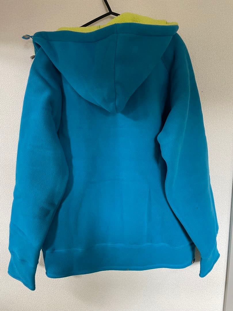 ▪️【送料込み】フリースパーカー（青）（DESCENTE）【値下げ交渉可】