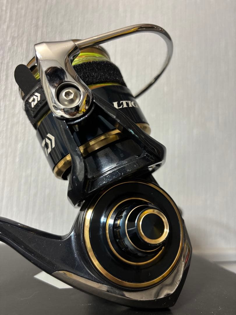 【値下げ】SALTIGA 8000-H スピニングリール　SLPノブ付き