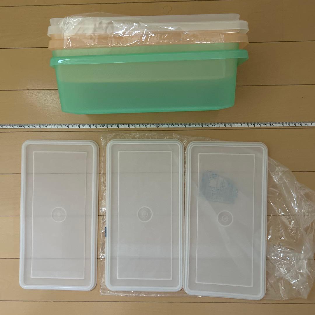 タッパーウェア四角い容器3点セット新品未使用