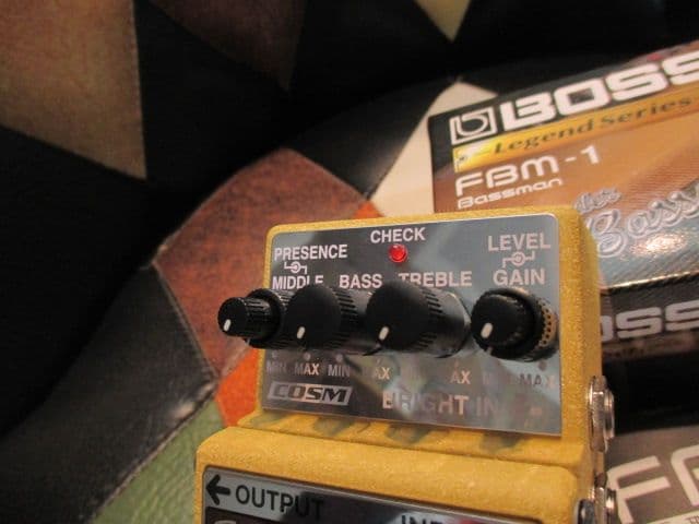 ほぼ新品 BOSS ’59 BASSMAN ベースマン FBM‐1 エフェクター