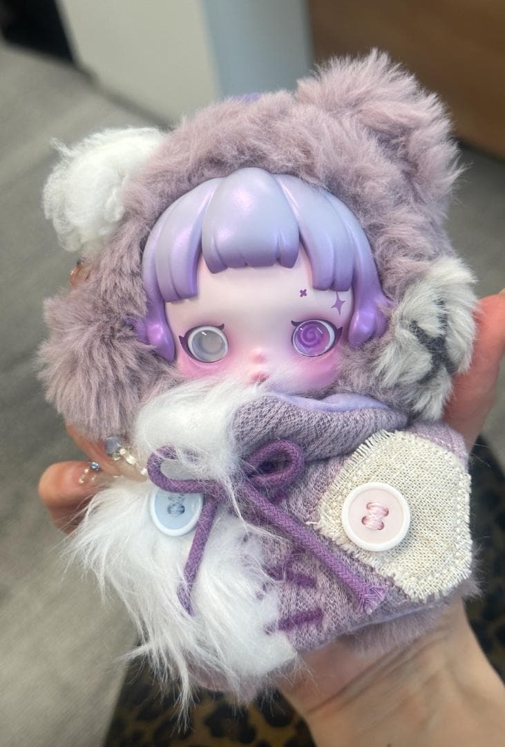 t*4様 新品　POPMART SKULLPANDA ラッティーベア キーホルダ