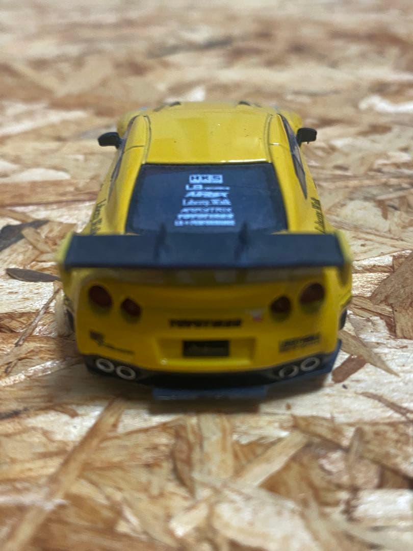 リバティーウォークＲ35GTRミニカー