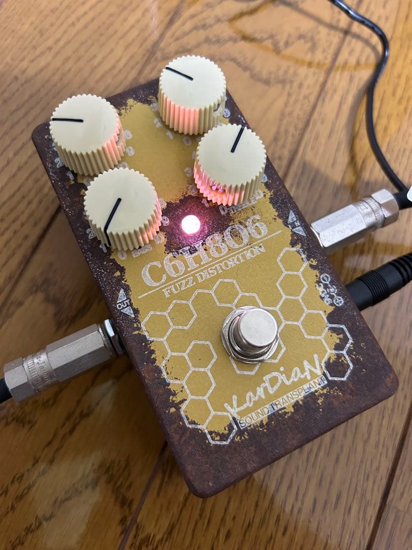 kirdian C6H8O6 ファズディストーション