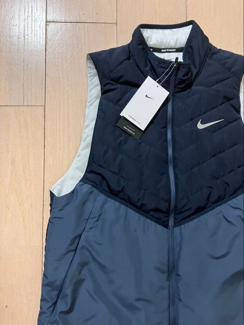 NIKE ランニングウェア ベスト 新品 アウター ナイキ XL ネイビー