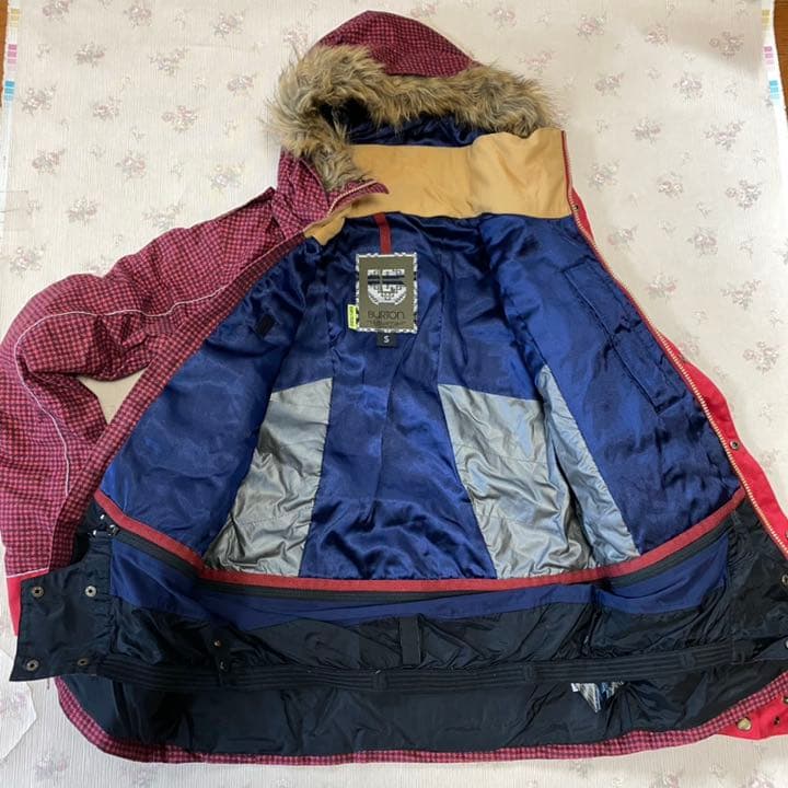 BURTON バートン　ウエア　赤＆黒チェック　サイズS