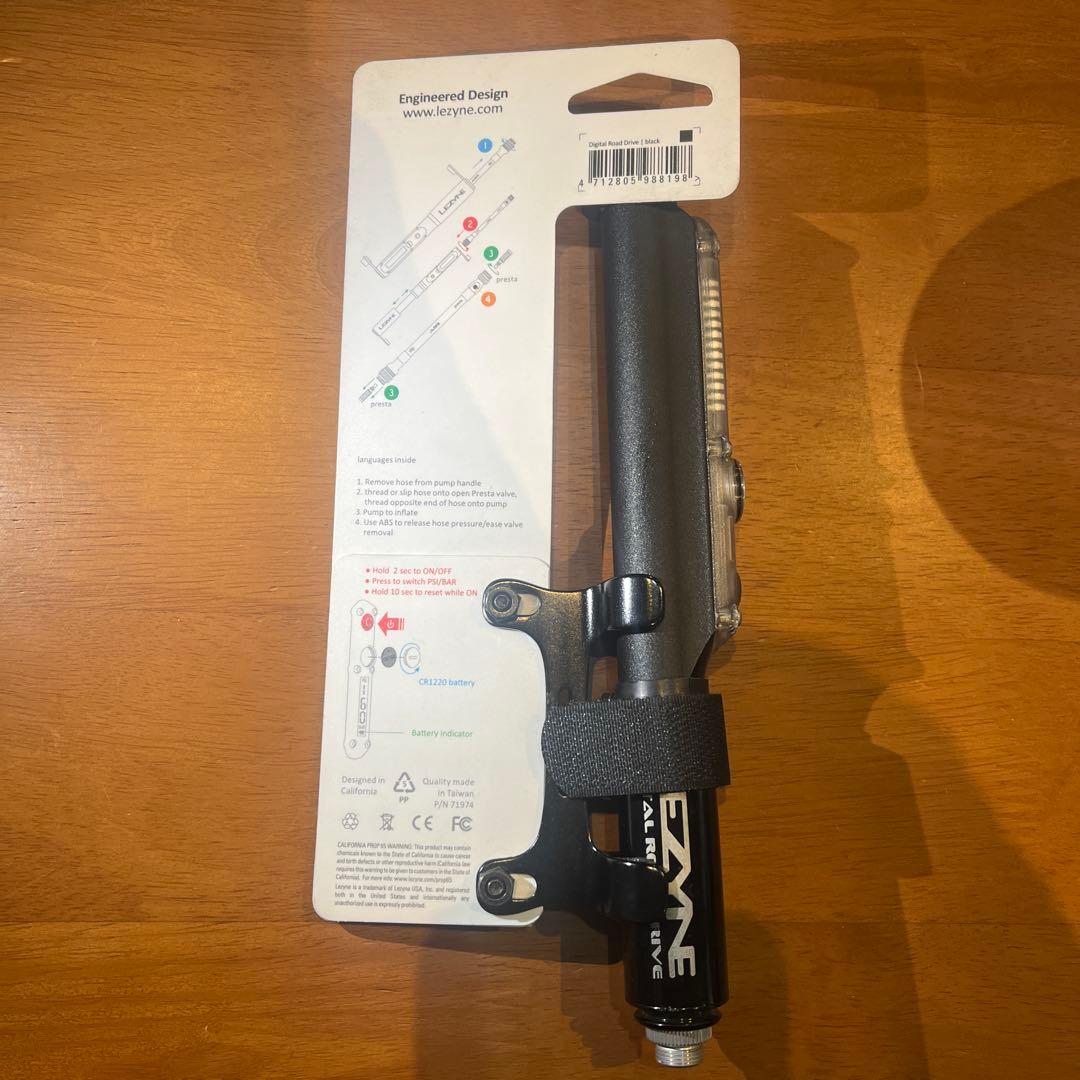 アクセサリー LEZYNE DIGITAL ROAD DRIVE