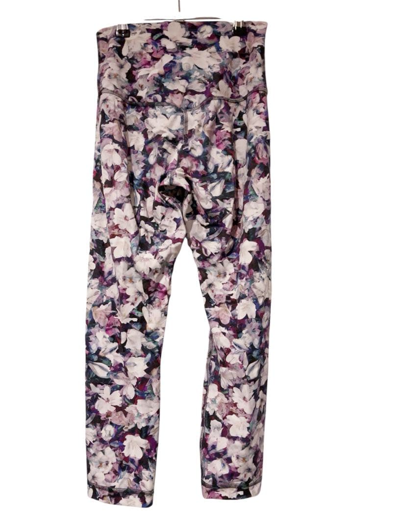lululemon ルルレモン 7部丈 レギンススパッツ　花柄カラフル　サイズ4