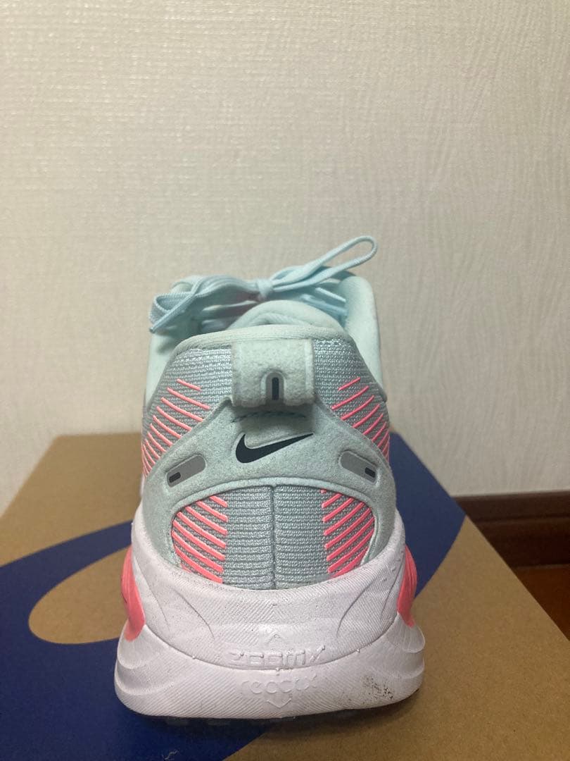 【ナイキ】NIKE ボメロ18 メンズ25.5cm