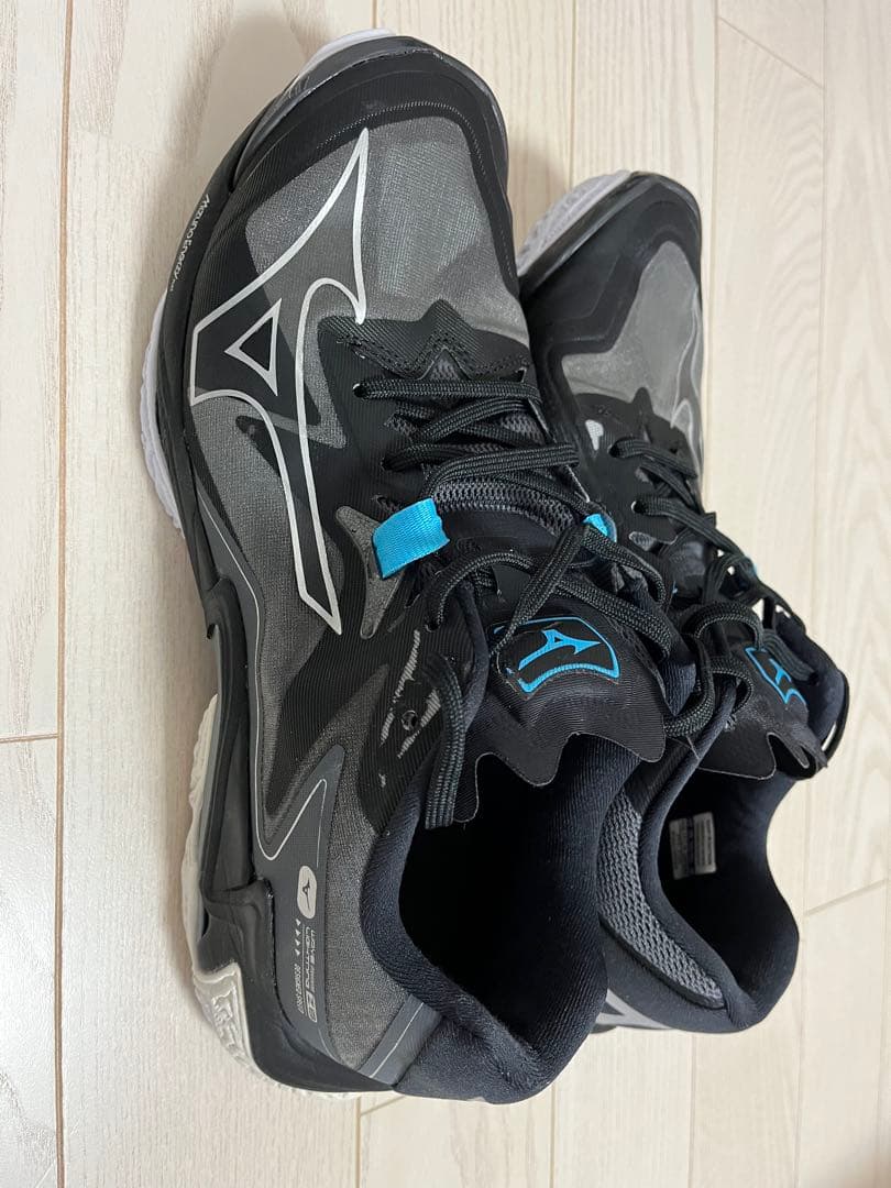 Mizuno ミズノ ウエーブライトニング Z8