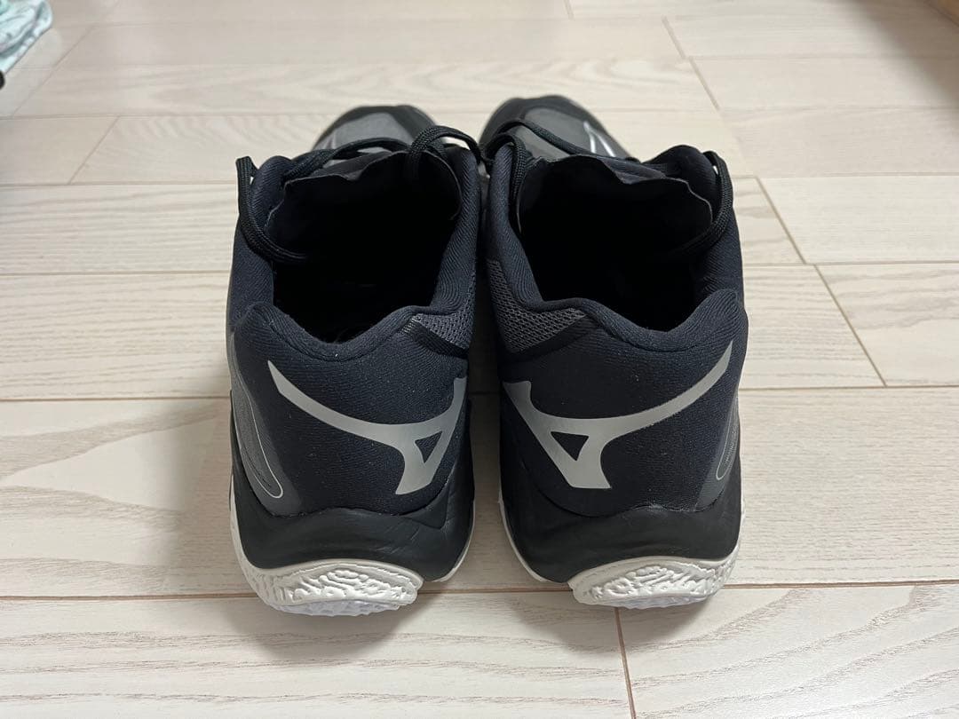 Mizuno ミズノ ウエーブライトニング Z8
