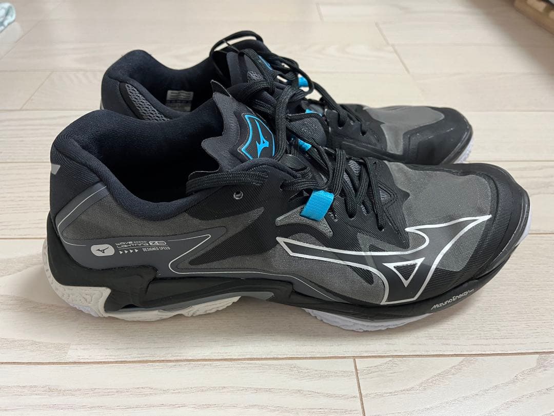 Mizuno ミズノ ウエーブライトニング Z8