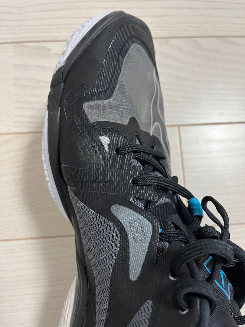 Mizuno ミズノ ウエーブライトニング Z8