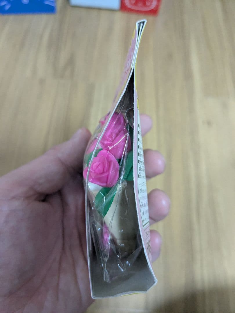 d*3様 【ハローキティ】ブーケキーホルダー キーチェーン ローズ 薔薇 花束