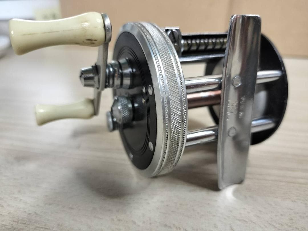 ヘドン　HEDDON PAL P-41 　ダイレクトリール　ビンテージ　美品