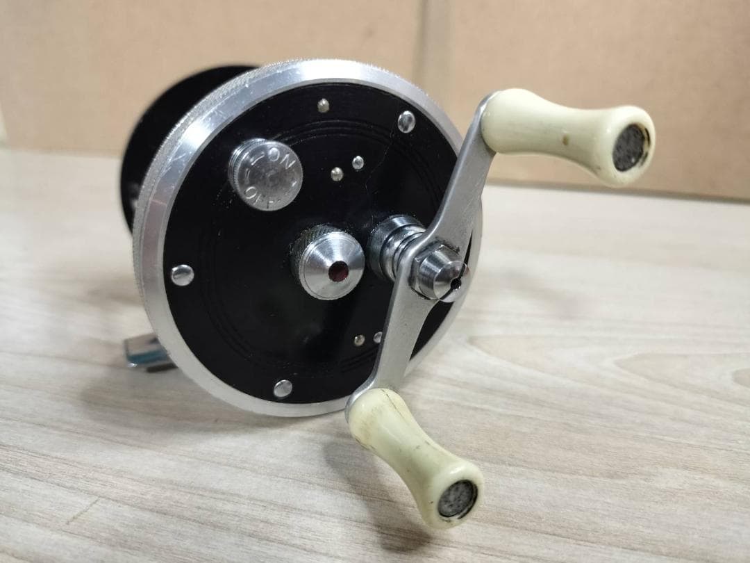ヘドン　HEDDON PAL P-41 　ダイレクトリール　ビンテージ　美品
