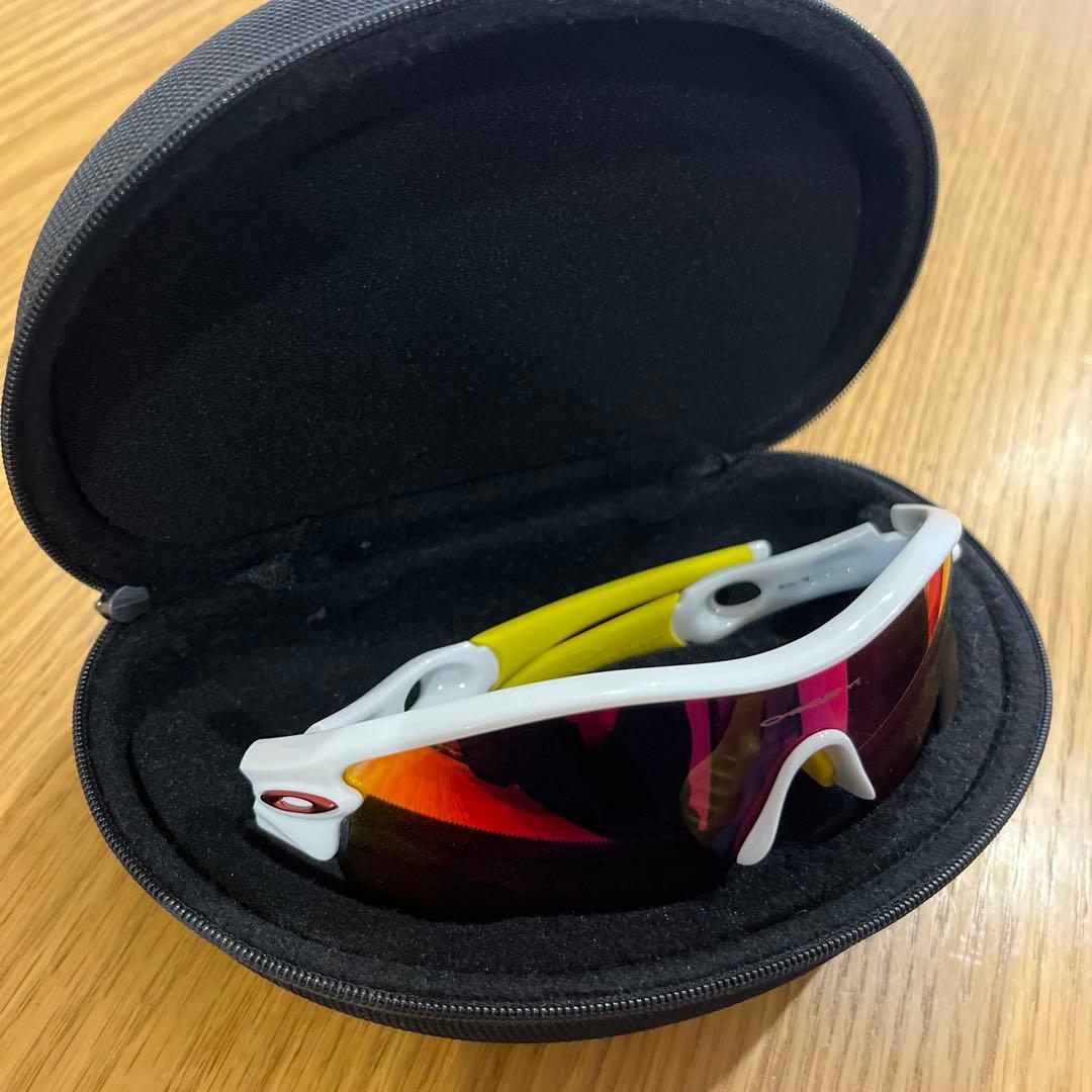 Oakley スポーツサングラス ホワイト/イエロー