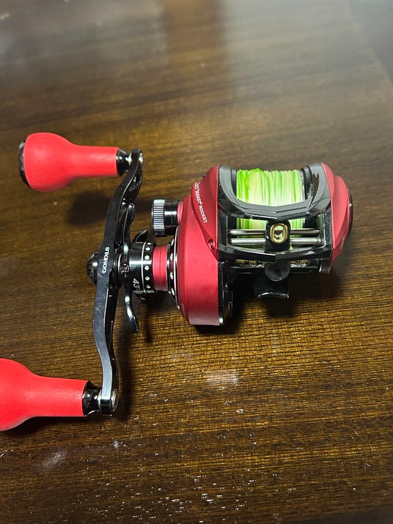 アブガルシア　レボビーストロケット　40R ベイトリール　ショアジギング