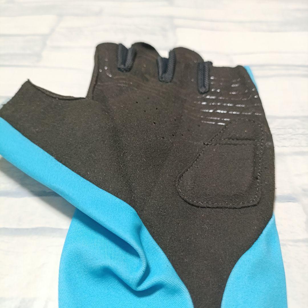 支給品　ISRAEL CYCLING ACADEMY　エアログローブ　手袋